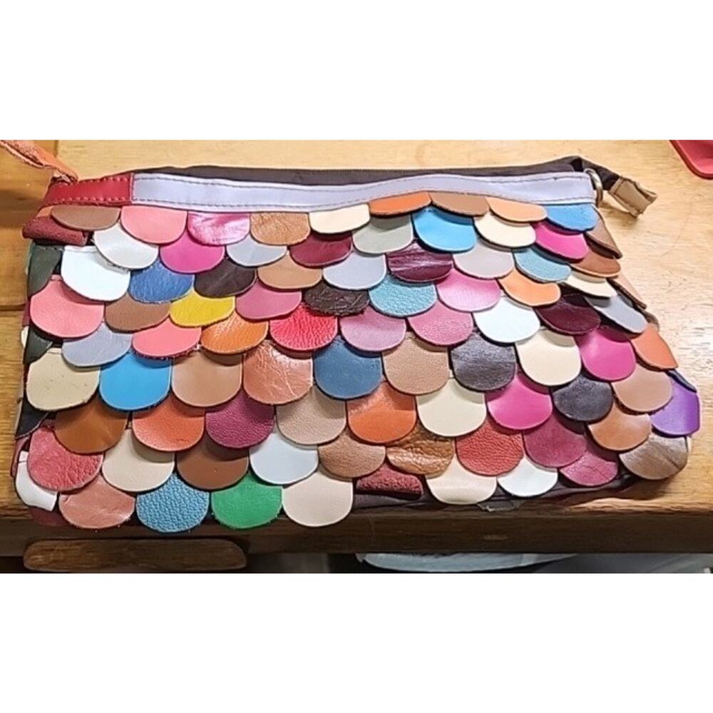Leather Multi Color Petal Scales Crossbody Bag Adorable‎ EUC READ!!